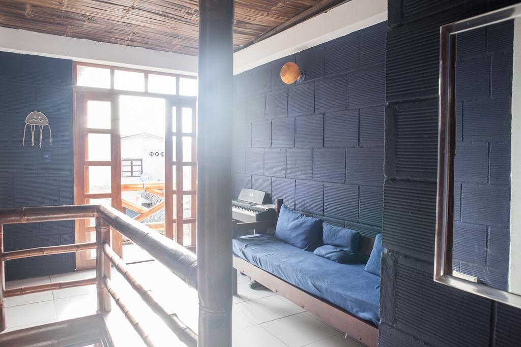 Hostel El Gran Azul Olon Exterior photo